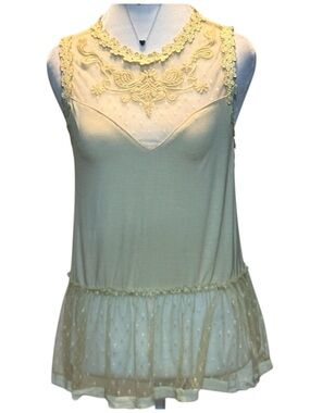 POL Boho Lace Mesh Yoke Sleeveless Blouse Cream - Small